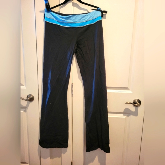 Lululemon pants size12 - Picture 2 of 2